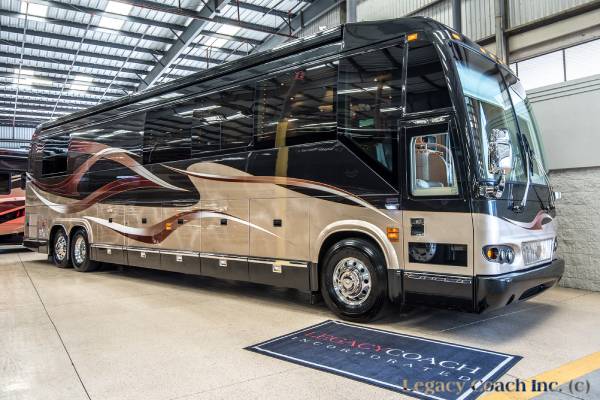 2005 Prevost Marathon H3 45 Double Slide | Legacy Coach | Rockwall Texas 2005 Prevost Marathon H3 45 Double Slide | Legacy Coach | Rockwall Texas